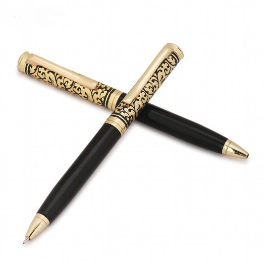 Premium Metal Pen – Elegant Gold &amp; Black Finish